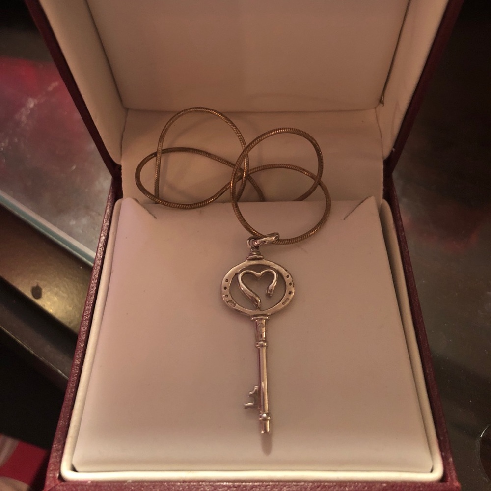 Key necklace